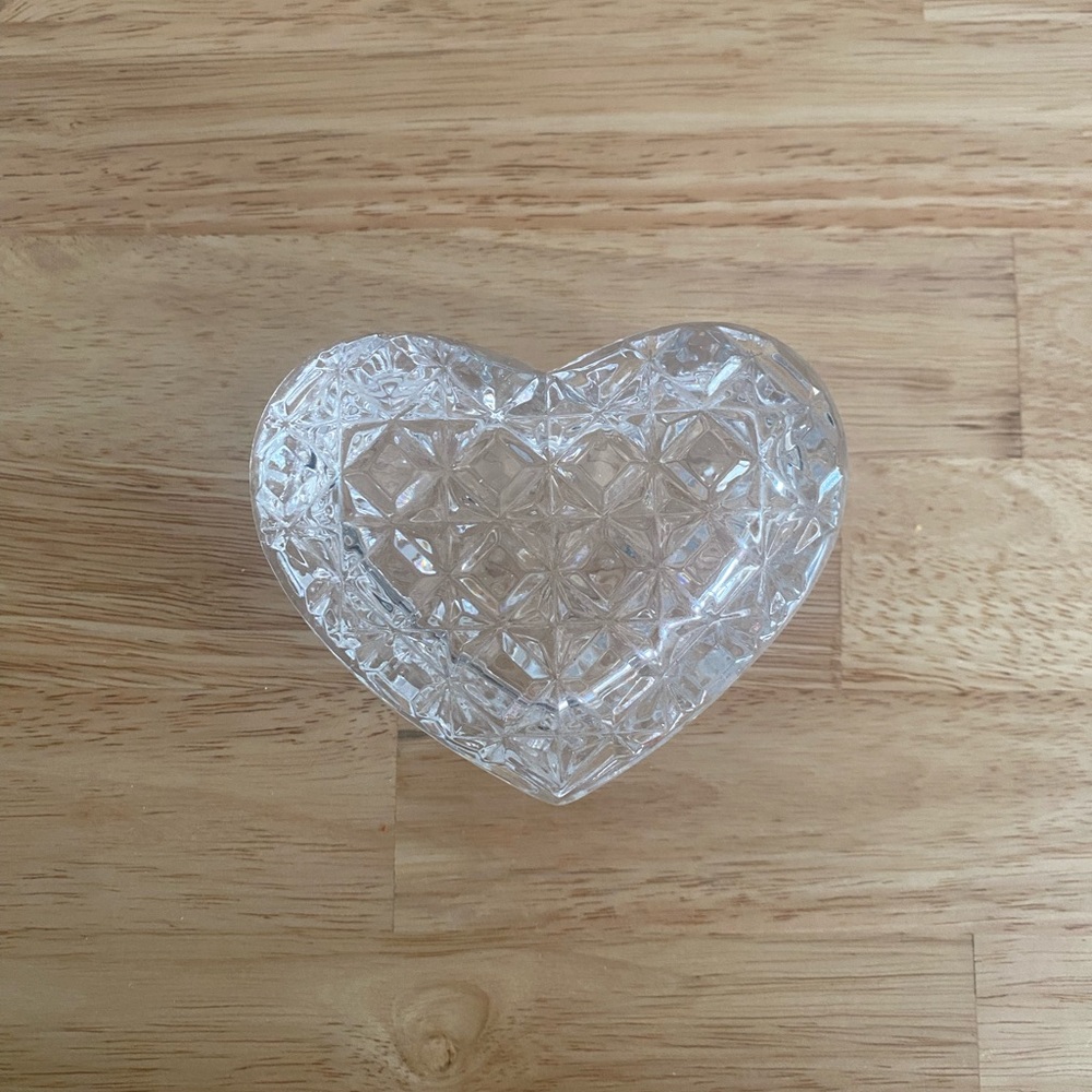 Heart-Shaped Crystal Trinket Box